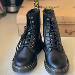 Dr Martens Classic Black Boot